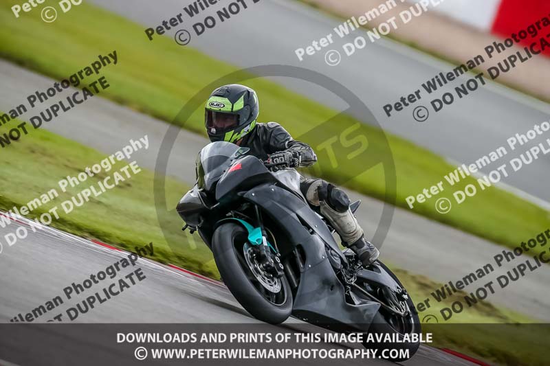 PJ Motorsport Photography;donington no limits trackday;donington park photographs;donington trackday photographs;no limits trackdays;peter wileman photography;trackday digital images;trackday photos